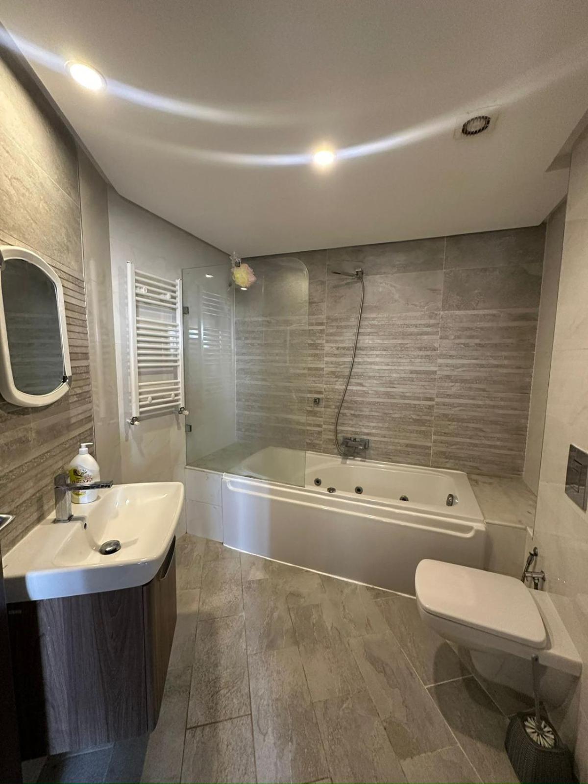 Luxueux S1 Jardins De Carthage Tunis